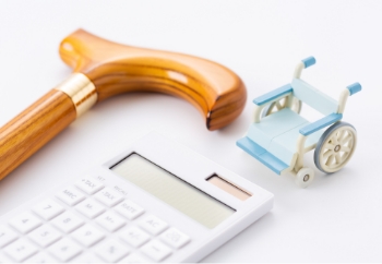 サ高住の費⽤相場は︖よくある質問に答えますのイメージ画像